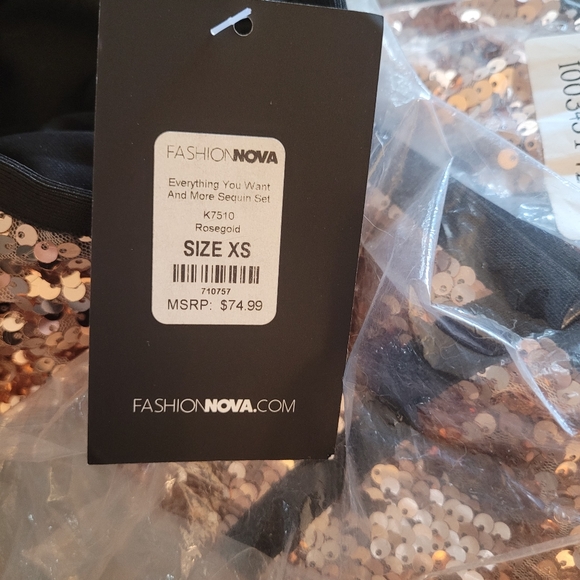 Fashion Nova 2 Piece Sequin Oufit - Picture 4 of 7